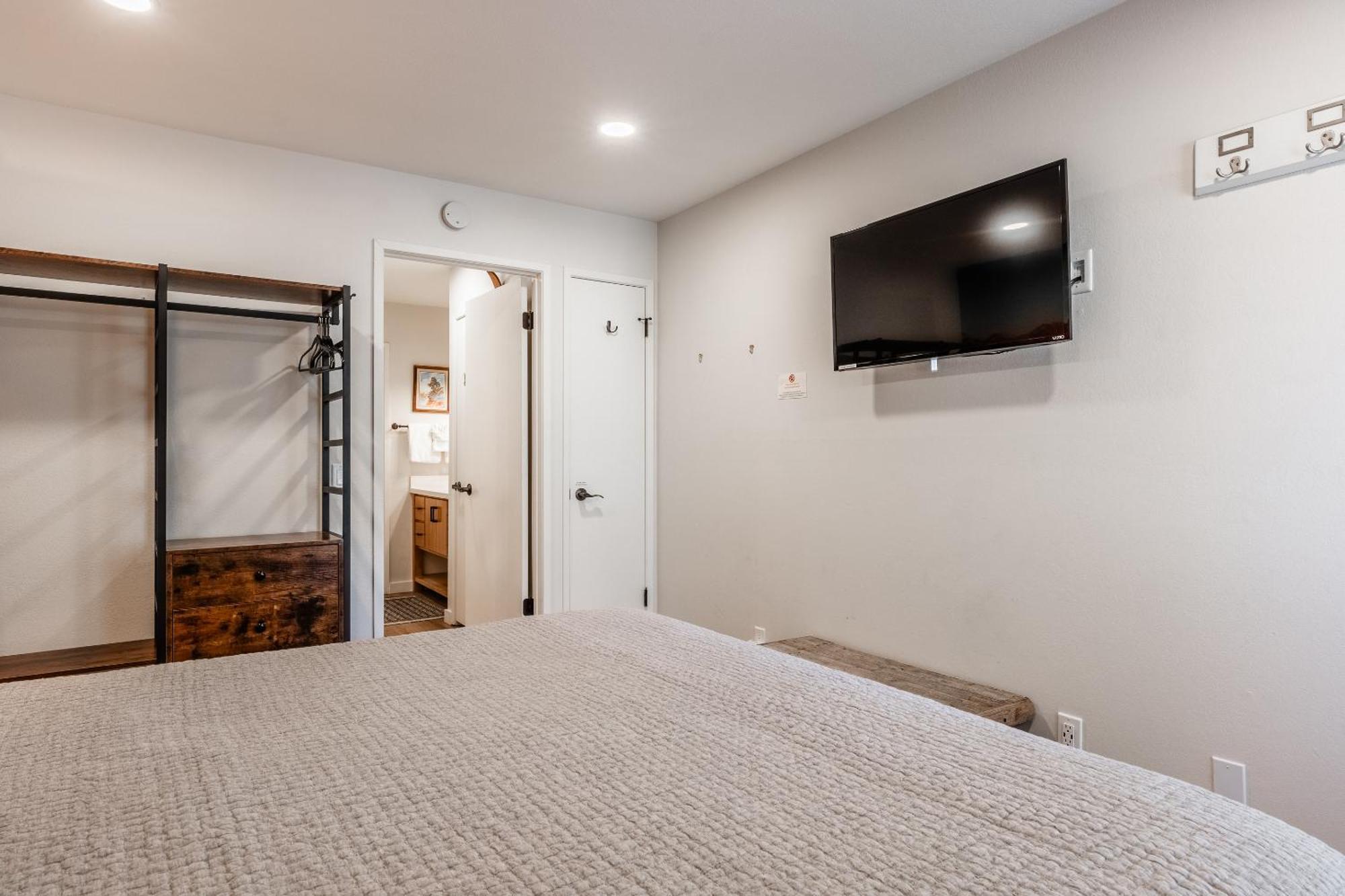 Fully Renovated! St Anton #17 Ski In Ski Out 1 Bedroom 1 Bathroom Condo! Sleeps Up To 4! Mammoth Lakes Ngoại thất bức ảnh